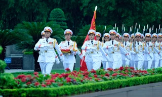 Xúc động lễ thượng cờ rủ Quốc tang nguyên Tổng Bí thư Lê Khả Phiêu