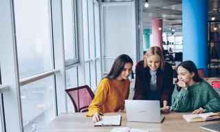 Mua laptop năm 2020, các bạn học sinh cần lưu ý điều gì?