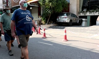 Bên trong phố Tây Phạm Ngũ Lão nơi có du khách mắc Covid -19 từng lưu trú