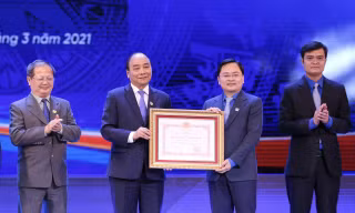 Đoàn TNCS Hồ Chí Minh vinh dự đón nhận Huân chương Hồ Chí Minh