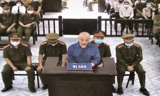 Sáng 18/8, TAND thành phố Thái Bình bắt đầu xét xử Đường "Nhuệ" - Ảnh: Hoàng Long