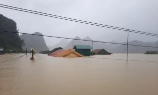 Quảng Bình: Nhiều người thương vong trong lúc chạy trốn cơn lũ lịch sử