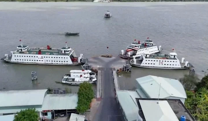 Người dân Vĩnh Long háo hức chờ khởi công cầu Đình Khao thay phà lớn nhất miền Tây