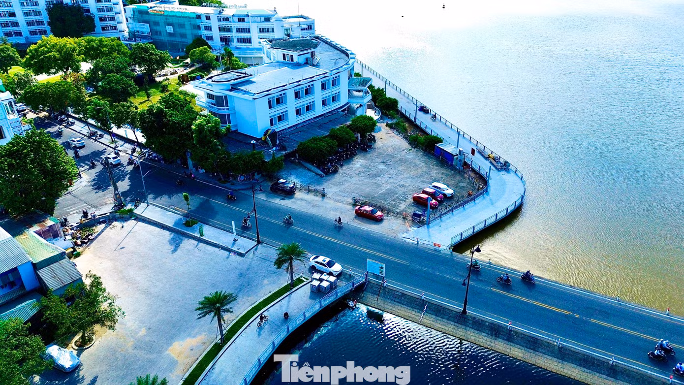 tp-5-duong-dao-moi-ven-song-huongb.jpg