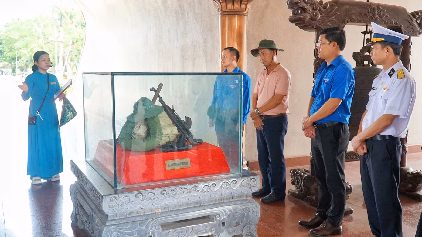 hanh-trinh-bien-dao-que-huong-12.jpg