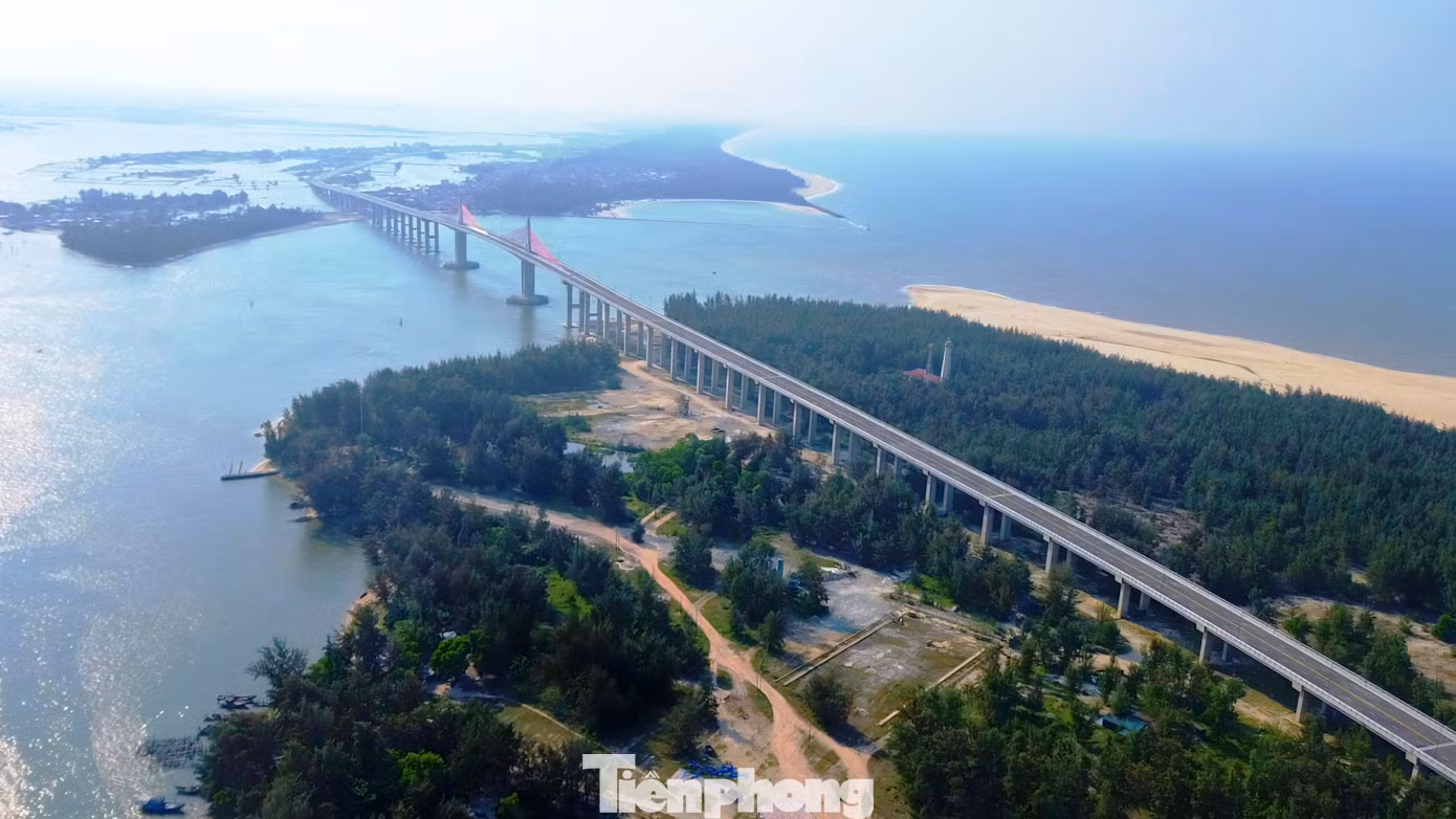 tp-5-cau-vuot-cua-bien-thuan-an-sap-thong-xe.jpg