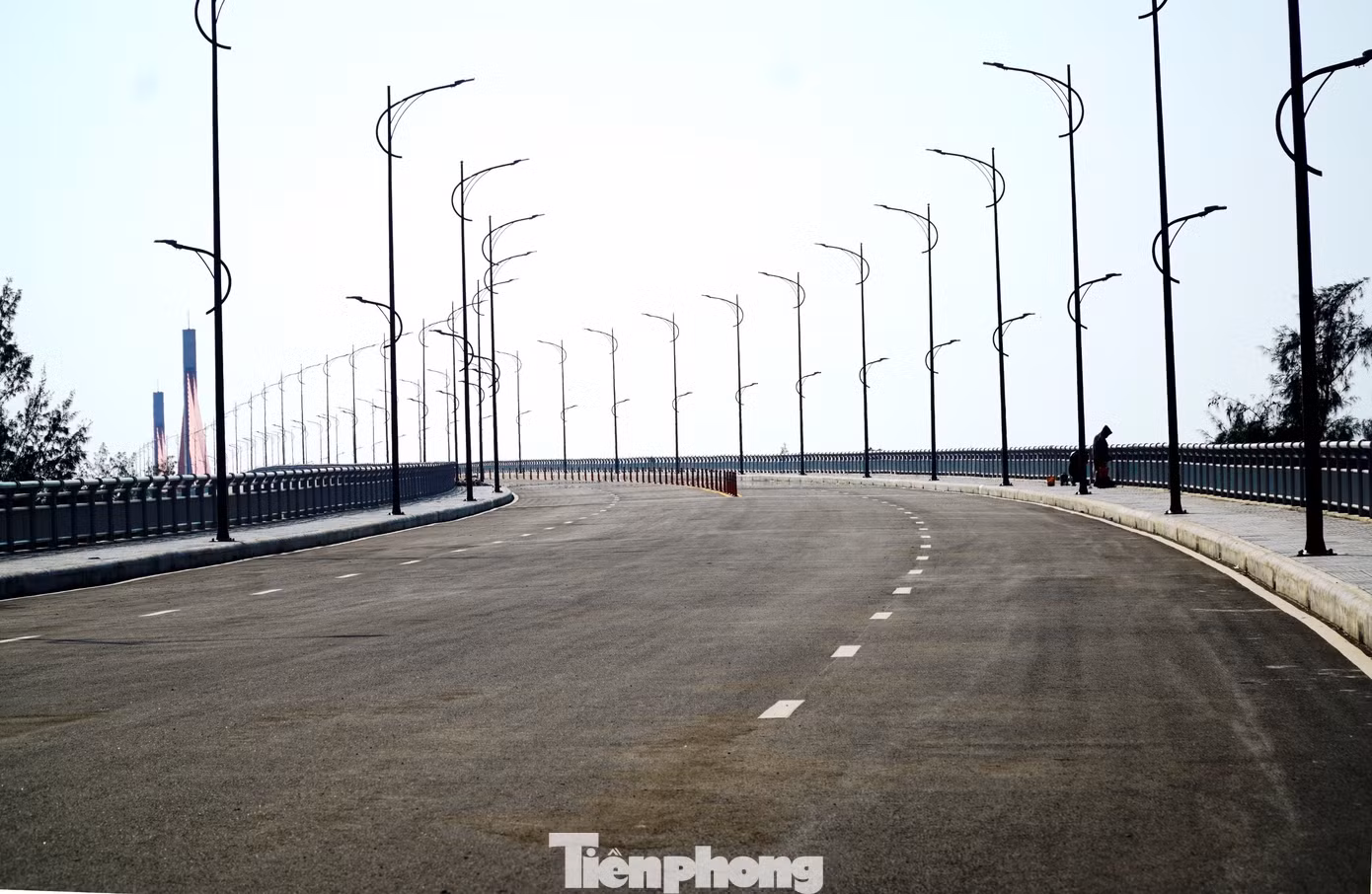 tp-2-cau-vuot-cua-bien-thuan-an-sap-thong-xe-2.jpg