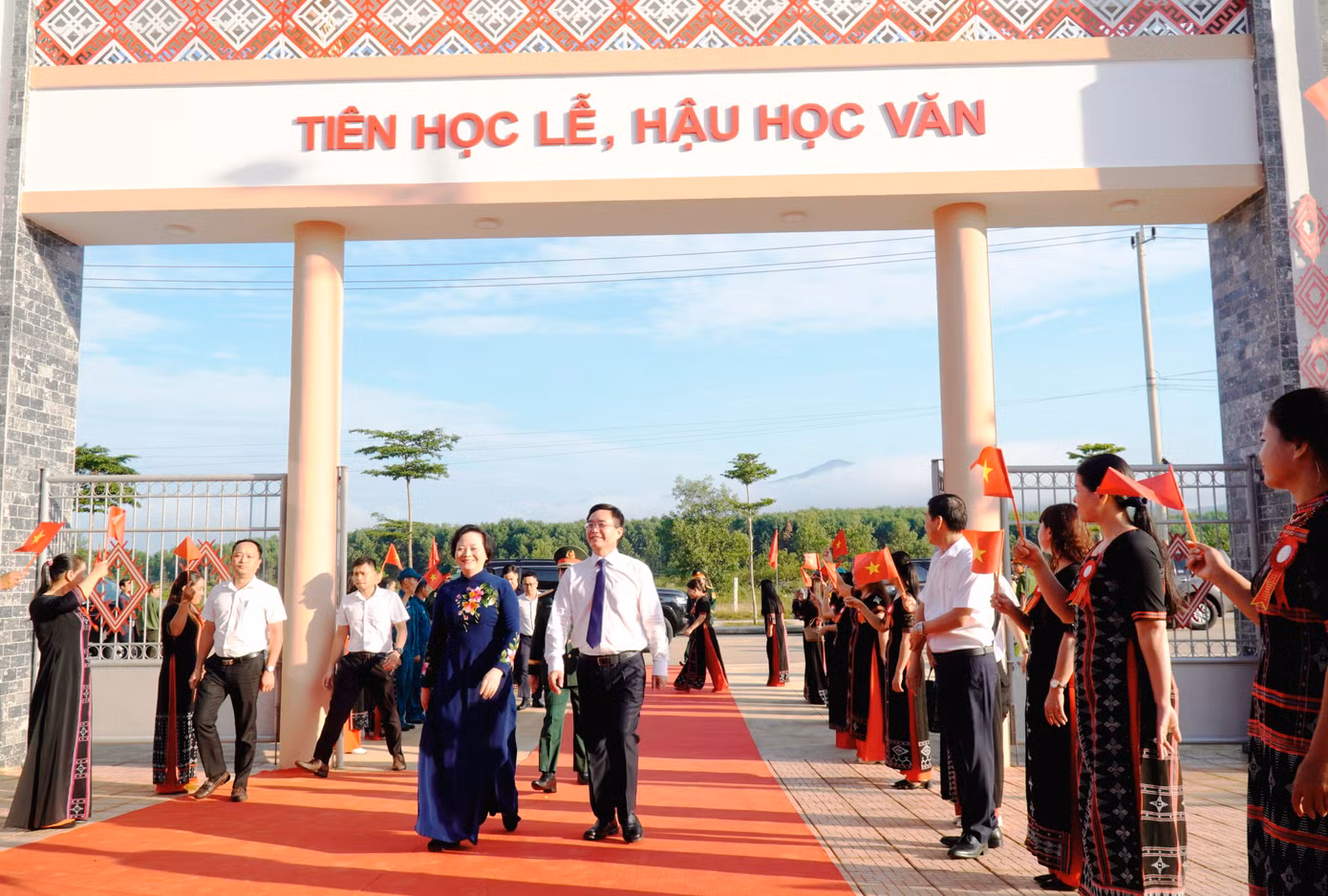 vinh-du-don-pho-thu-tuong.jpg