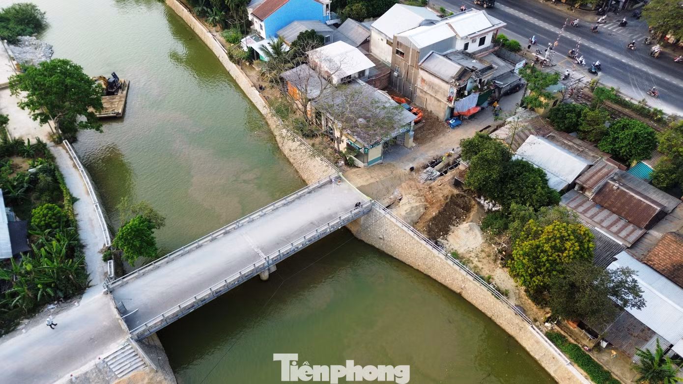 tp-c_6-cau-van-xuan.jpg