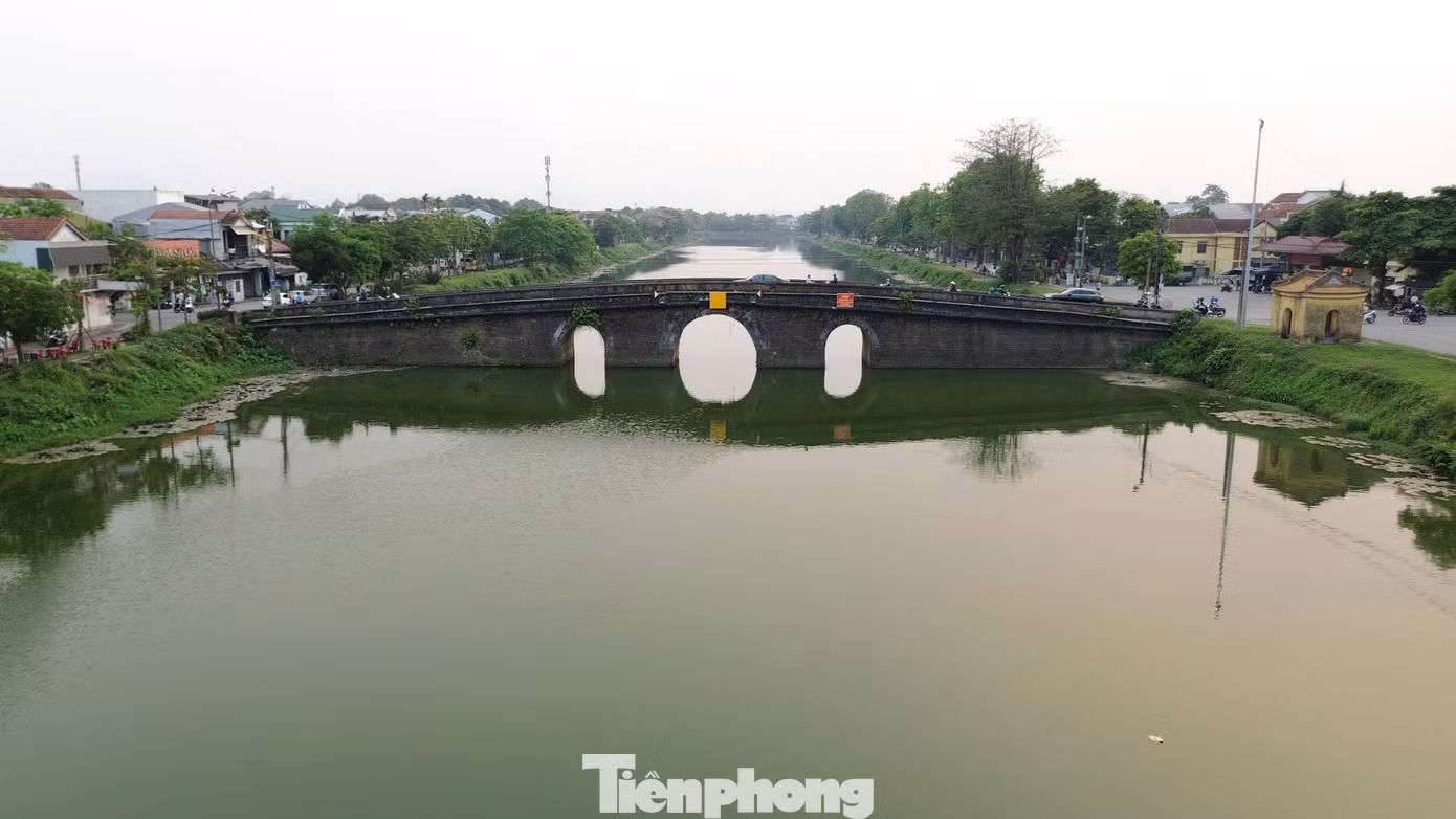 tp-8-song-ngu-ha.jpg