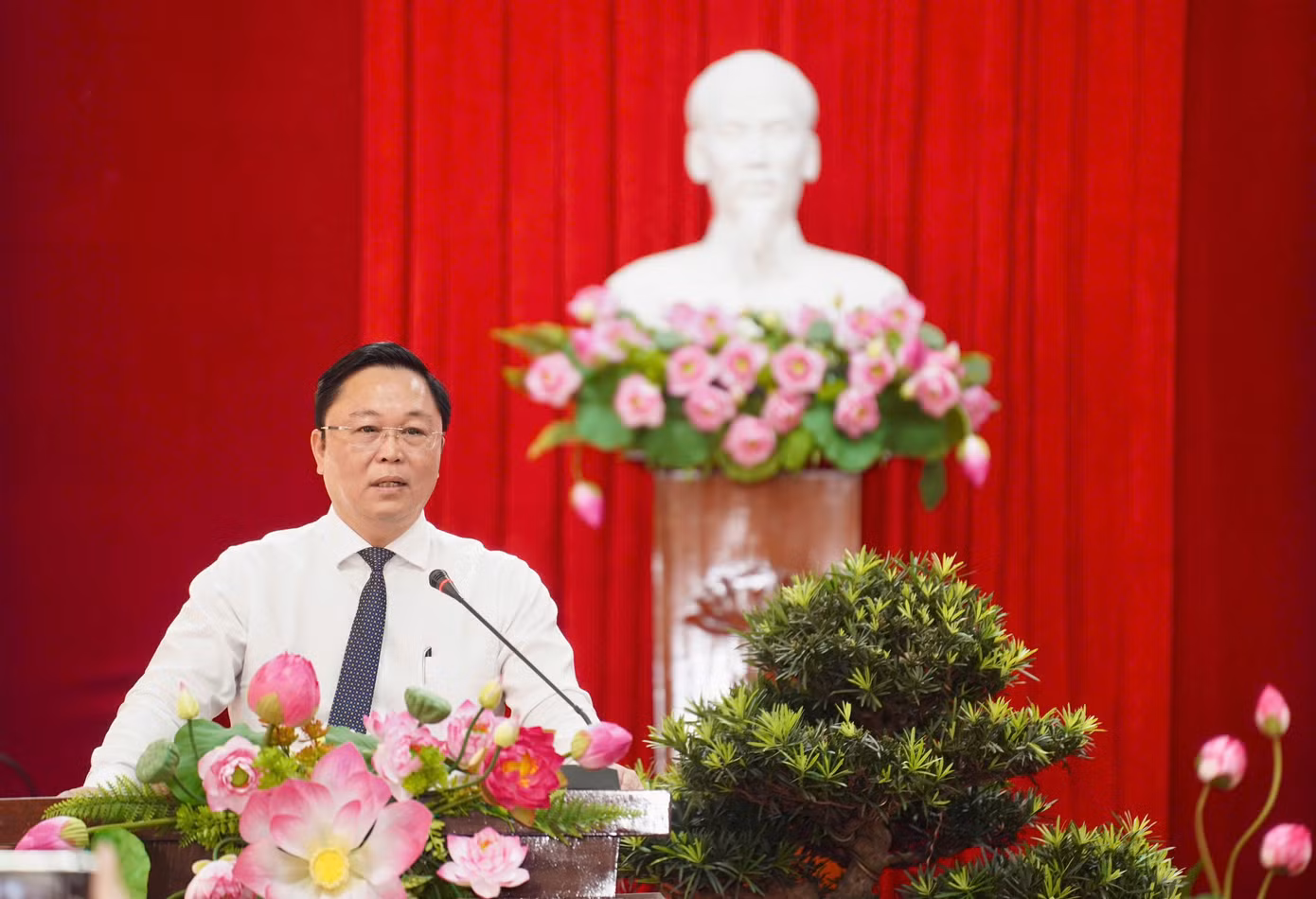 le-tri-thanh-2.jpg