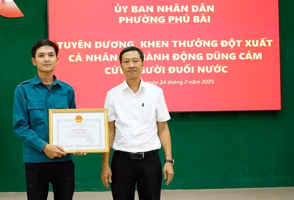 khen-thuong.jpg