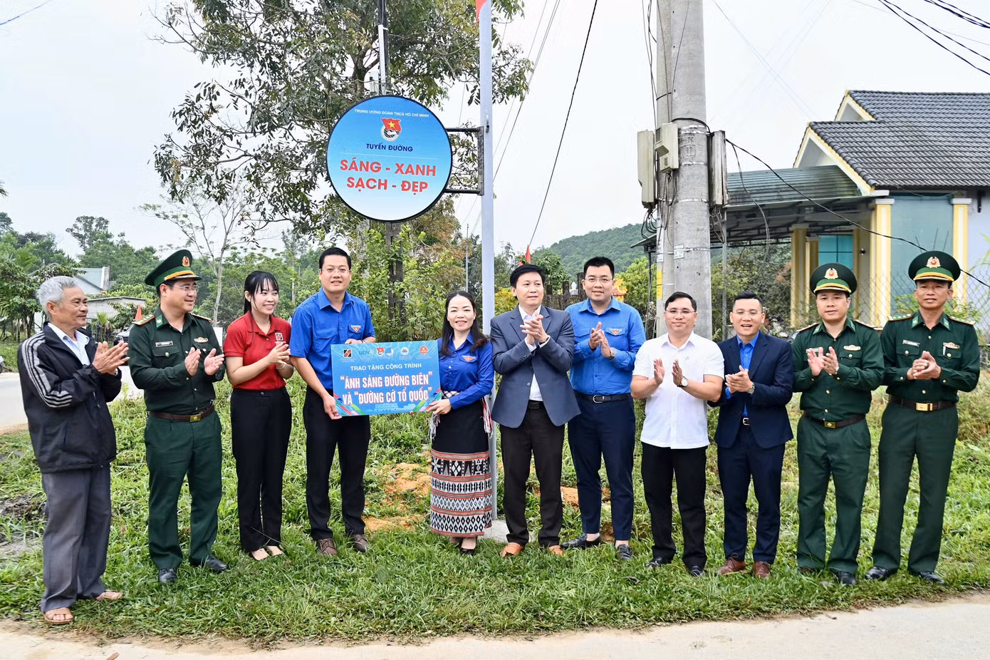 thang-3-bien-gioi-4.jpg