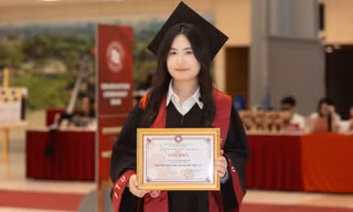 Ngọc Anh - sinh viên chương trình Chất lượng cao Kinh tế đối ngoại, Trường Đại học Ngoại thương, tốt nghiệp với GPA 3.99.