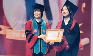 Thủ khoa Ngoại thương Nguyễn Mai Lan: Kiên định với đam mê, vững bước tới tương lai 
