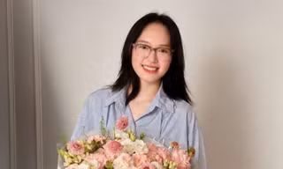 Nữ thủ khoa ngành Kinh tế với GPA 3.87: Đam mê nghiên cứu khoa học, nhiều đêm thức đến sáng để chạy số liệu