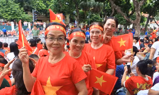 Sau đêm trắng mưa lâm thâm, Hà Nội bừng khí thế trong buổi tổng duyệt diễu binh