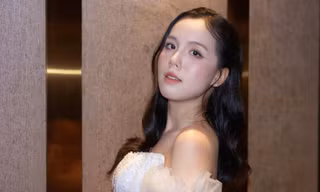 Từ ánh đèn sân khấu đến những vùng đất tươi đẹp: 'Khi đam mê đủ lớn, sự trì hoãn sẽ không đủ sức níu chân bạn'
