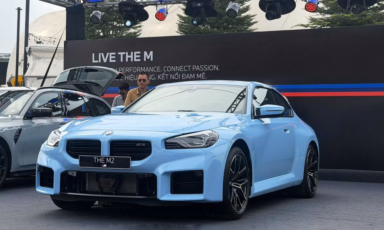 BMW M2 giá hơn 4 tỷ vừa ra mắt Việt Nam có gì đặc biệt?