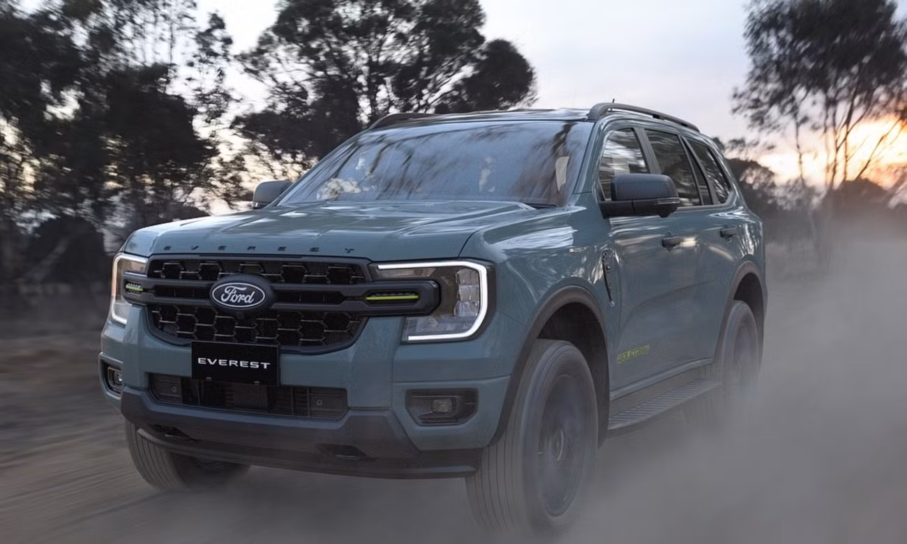 Ford Everest thêm phiên bản mới 