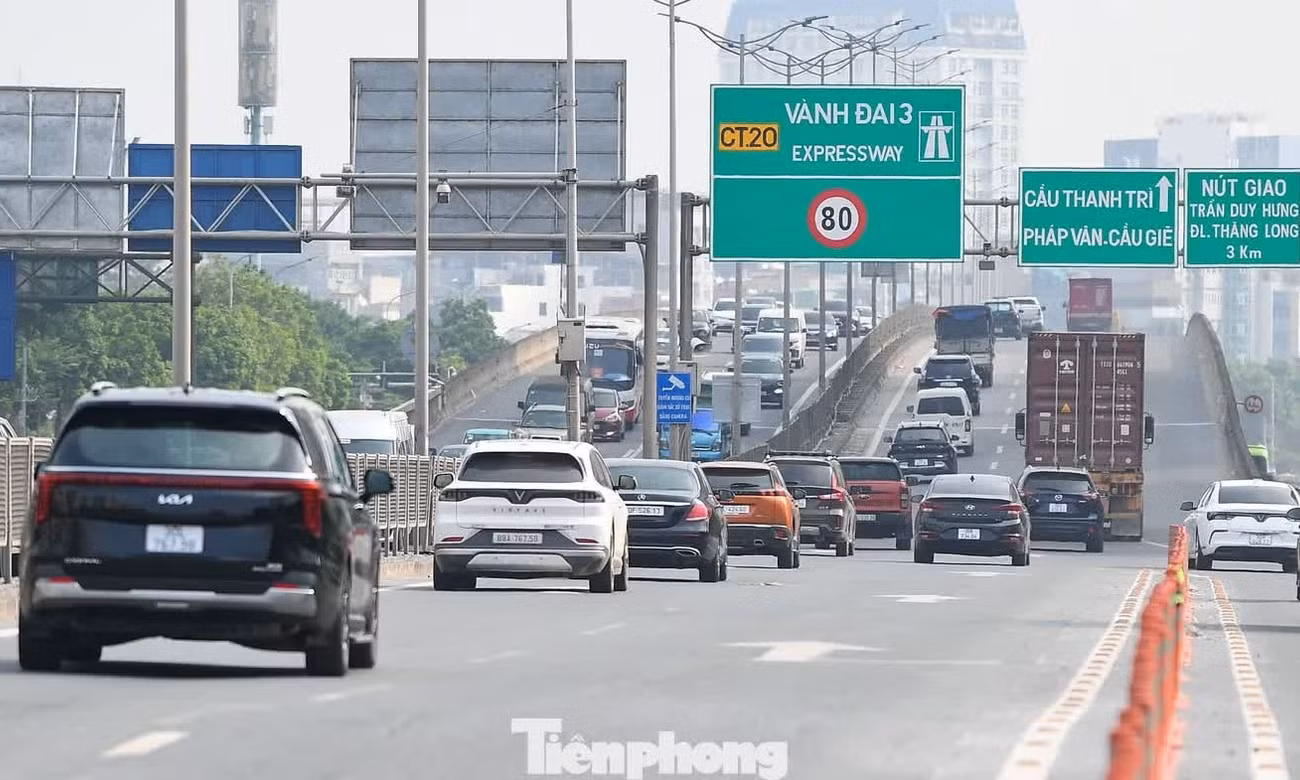 Hà Nội giữ nguyên làn dừng khẩn cấp đường Vành đai 3 trên cao