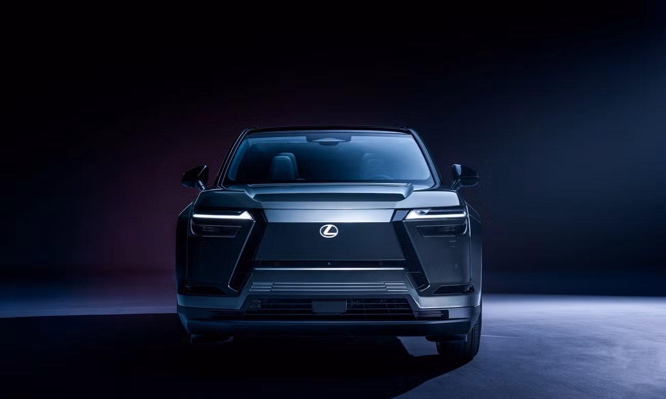 Xe điện Lexus sắp có thay đổi 'bước ngoặt'