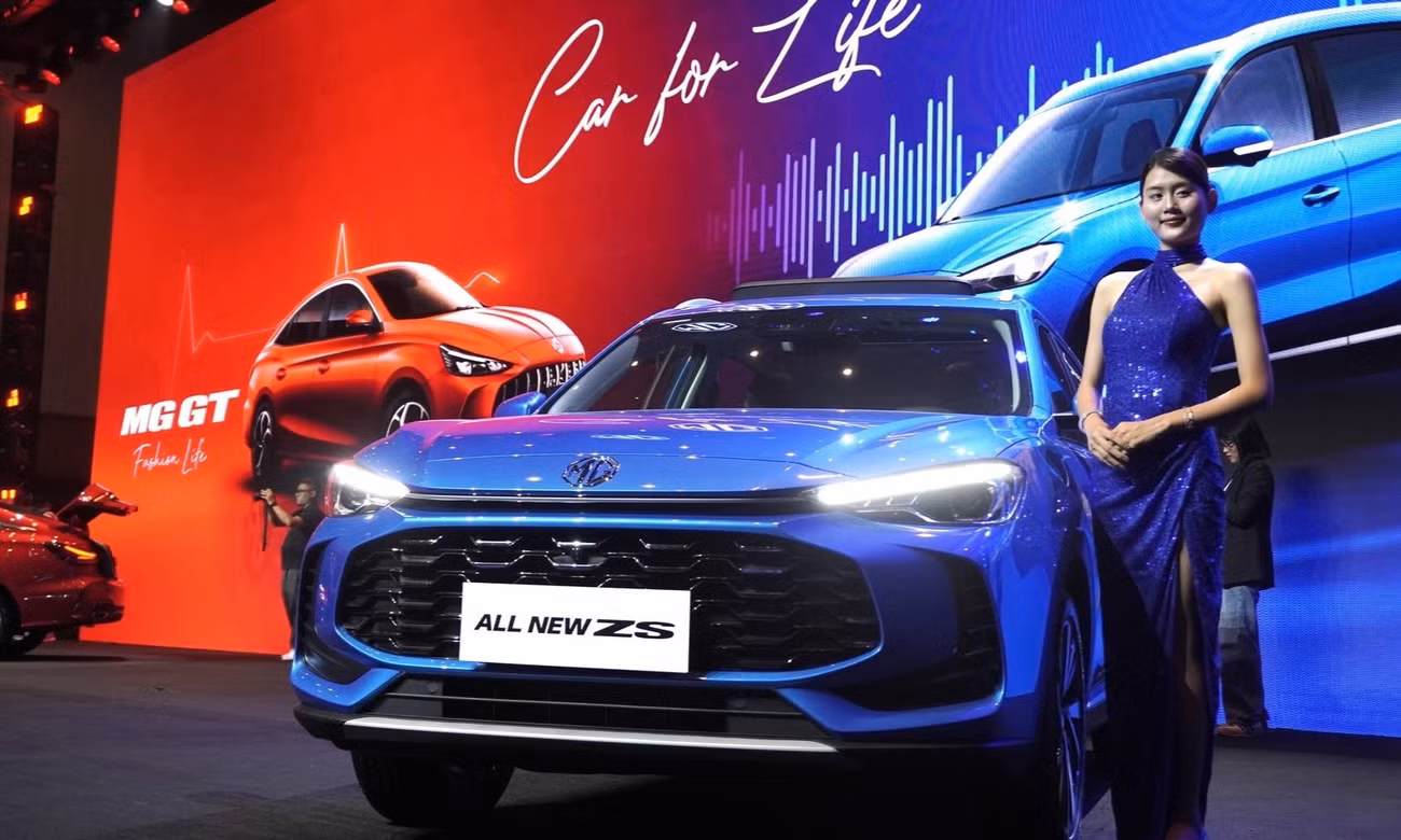 Cận ảnh SUV hybrid mới về Việt Nam cạnh tranh Toyota Yaris Cross