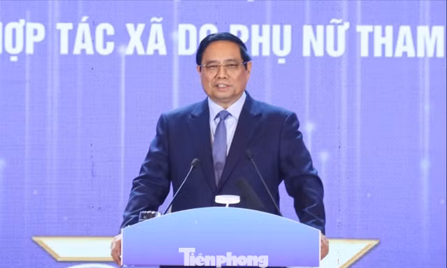 Thủ tướng: Phụ nữ Việt Nam ‘3 tiên phong’, ‘5 làm chủ’ trong khởi nghiệp sáng tạo