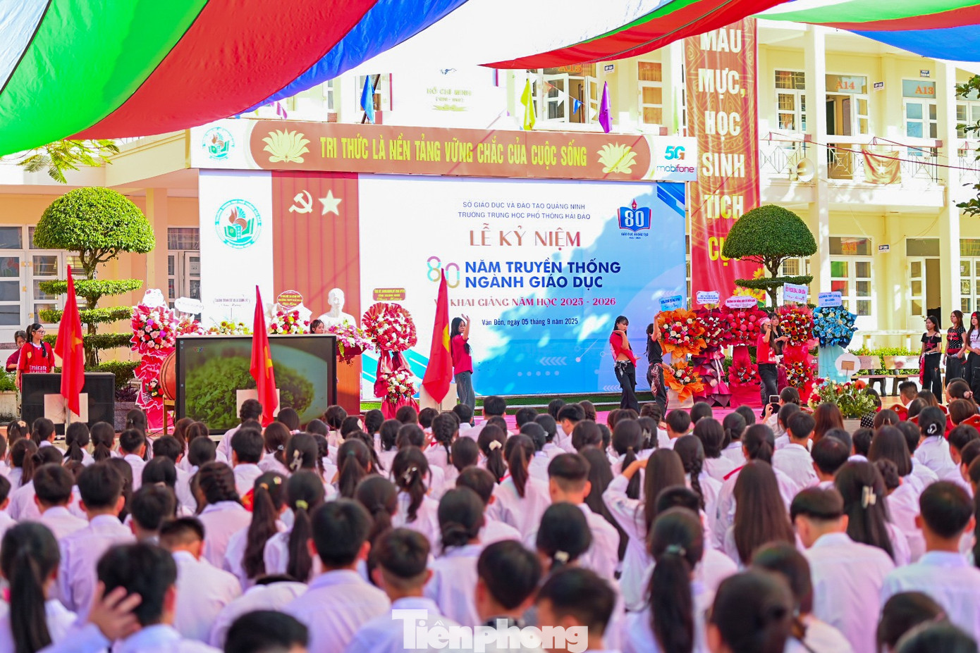 Lễ khai giảng đặc biệt của gần 27 triệu học sinh, giáo viên - Ảnh 9. Lễ khai giảng đặc biệt của gần 27 triệu học sinh, giáo viên - Ảnh 9.