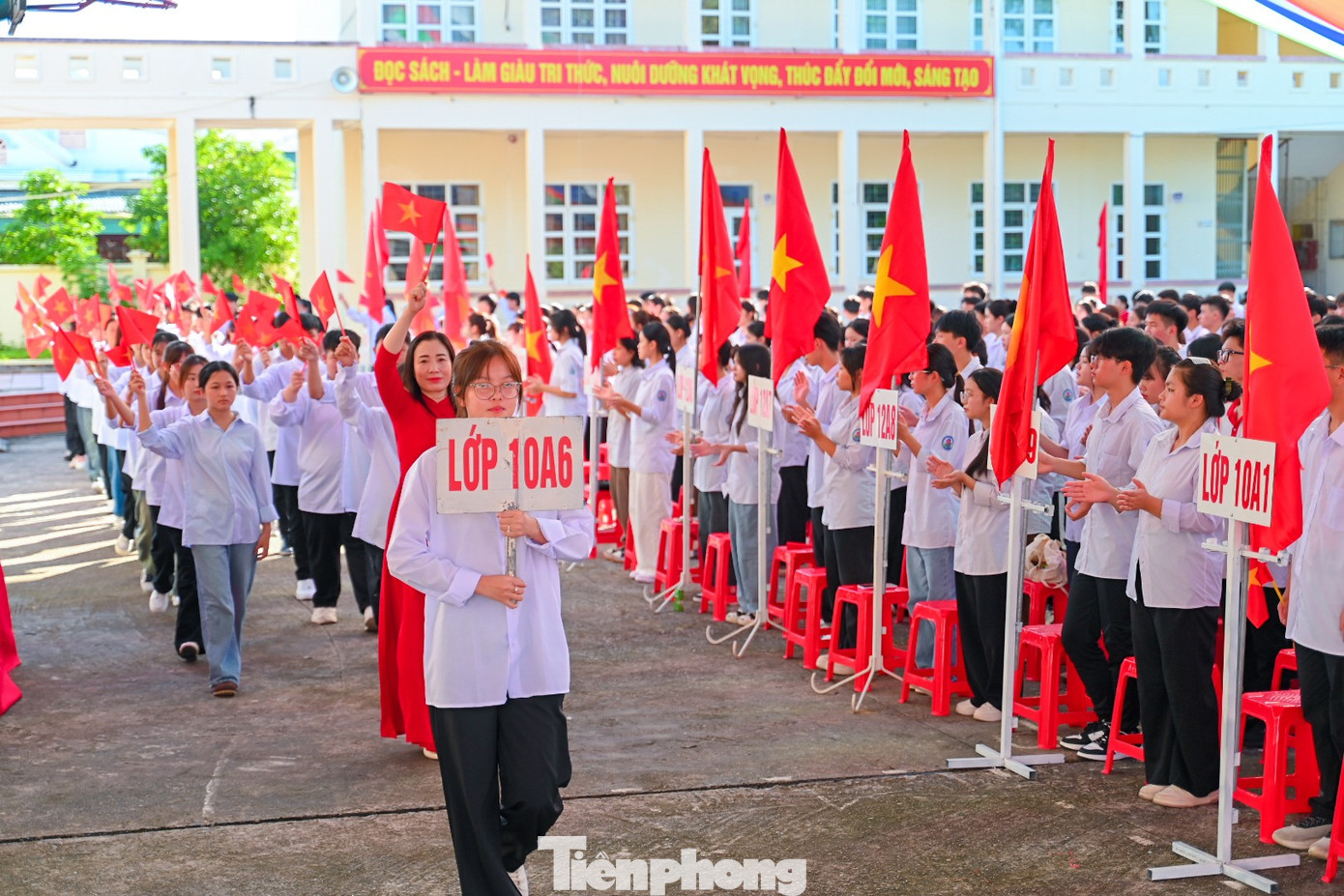 Lễ khai giảng đặc biệt của gần 27 triệu học sinh, giáo viên - Ảnh 10. Lễ khai giảng đặc biệt của gần 27 triệu học sinh, giáo viên - Ảnh 10.