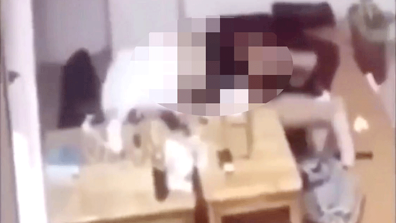 Hình ảnh cắt từ clip chia sẻ trên mạng xã hội.