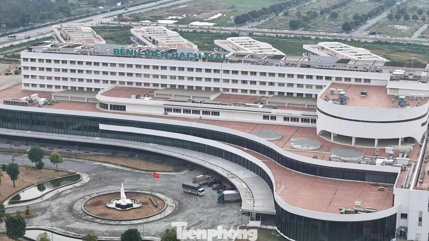 Cựu Bộ trưởng tự duyệt cơ chế đặc thù, gây thiệt hại hàng chục tỷ đồng tại dự án bệnh viện