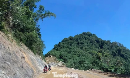 Đường 400 tỷ đồng ven hồ Hòa Bình hết thời hạn thi công, mới đạt 30% khối lượng