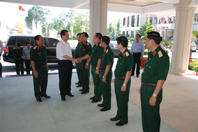 Thủ tướng Nguyễn Tấn Dũng chúc Tết Quân khu 9