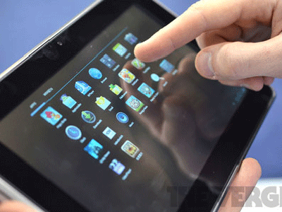 Đại biểu HĐND được trang bị máy tính bảng 20 triệu đồng/chiếc