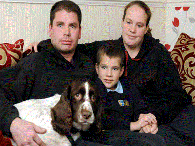 Bị bạn đá vào háng, bé 8 tuổi mất 1 tinh hoàn