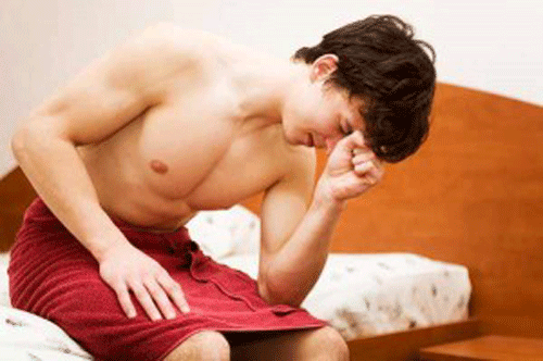 Không dám yêu vì ‘cậu nhỏ’… nghiêng