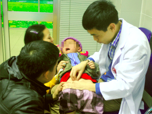 Những chàng trai tiểu ngồi