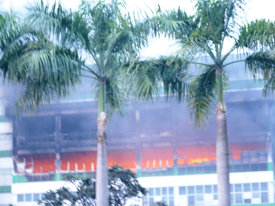 Cháy lớn do nhận tin báo chậm