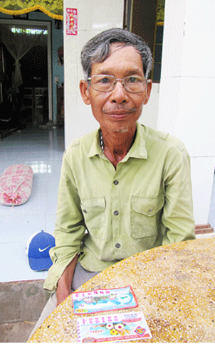 Ông Xiên - chủ tờ vé số độc đắc bị cướp giật. Ông Xiên - chủ tờ vé số độc đắc bị cướp giật