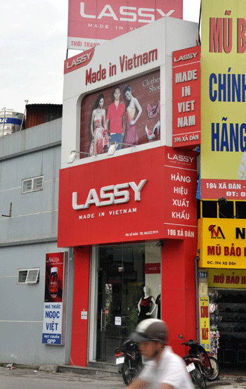 Ngôi nhà siêu mỏng nằm trên phố Xã Đàn.... Ngôi nhà siêu mỏng nằm trên phố Xã Đàn...