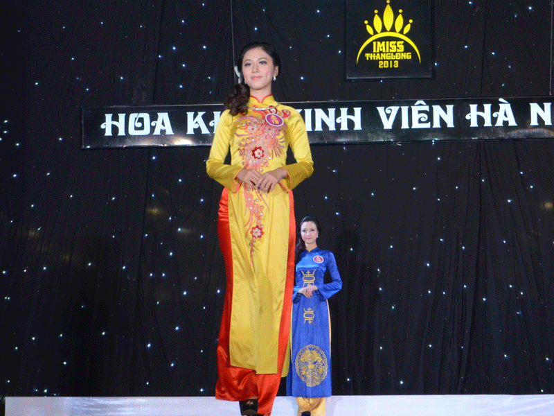 Phần thi áo dài của các thí sinh