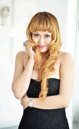 Phi Thanh Vân da nâu đã trở nên...trắng. Phi Thanh Vân da nâu đã trở nên...trắng