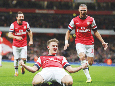 Arsenal bứt tốc
