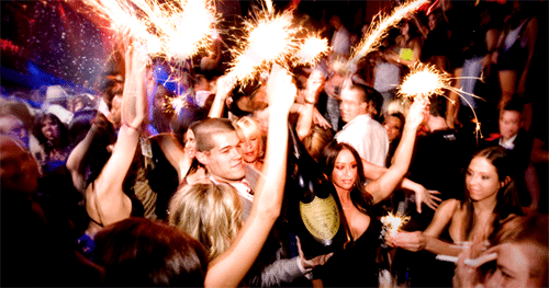 Những bữa tiệc xa hoa là một phần không thể thiếu trong cuộc sống của các sinh viên Harvard siêu giàu. Ảnh: Vvipsingapore