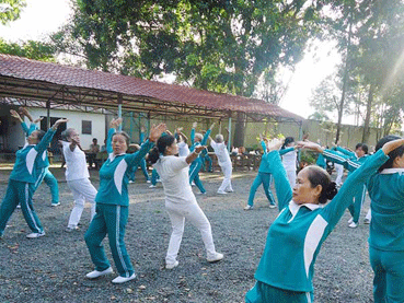 Người già nên tập thể dục muộn