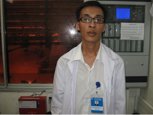 Bắt kẻ giả danh bác sĩ Bệnh viện Chợ Rẫy lừa người bệnh