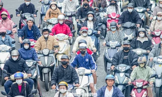 Một số tuyến phố Hà Nội kẹt cứng ngày đầu trở lại làm việc sau Tết