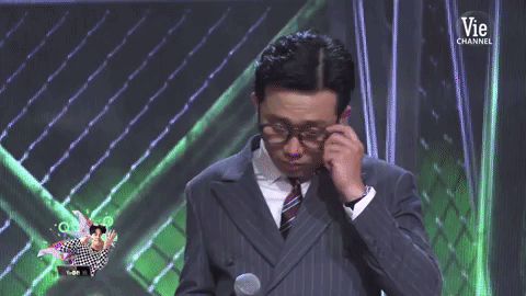 Sân khấu 'Rap Việt' ngập tràn nước mắt, Trấn Thành nhòe lệ vì những ‘chiến binh tâm hồn’