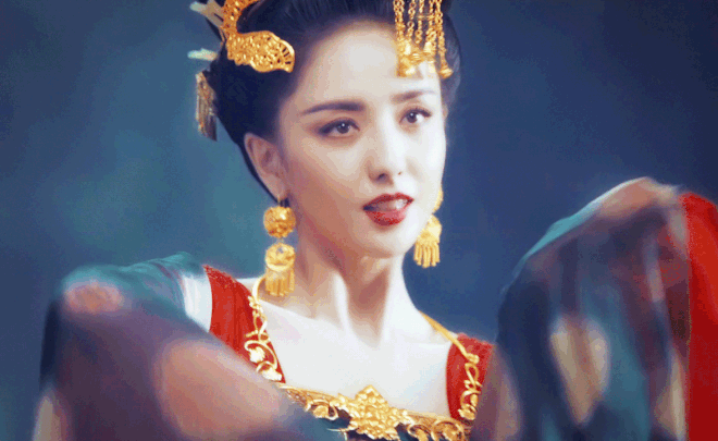 Phát sốt trước vẻ đẹp của mỹ nhân Tân Cương hóa Tây Thi đẹp đến nao lòng